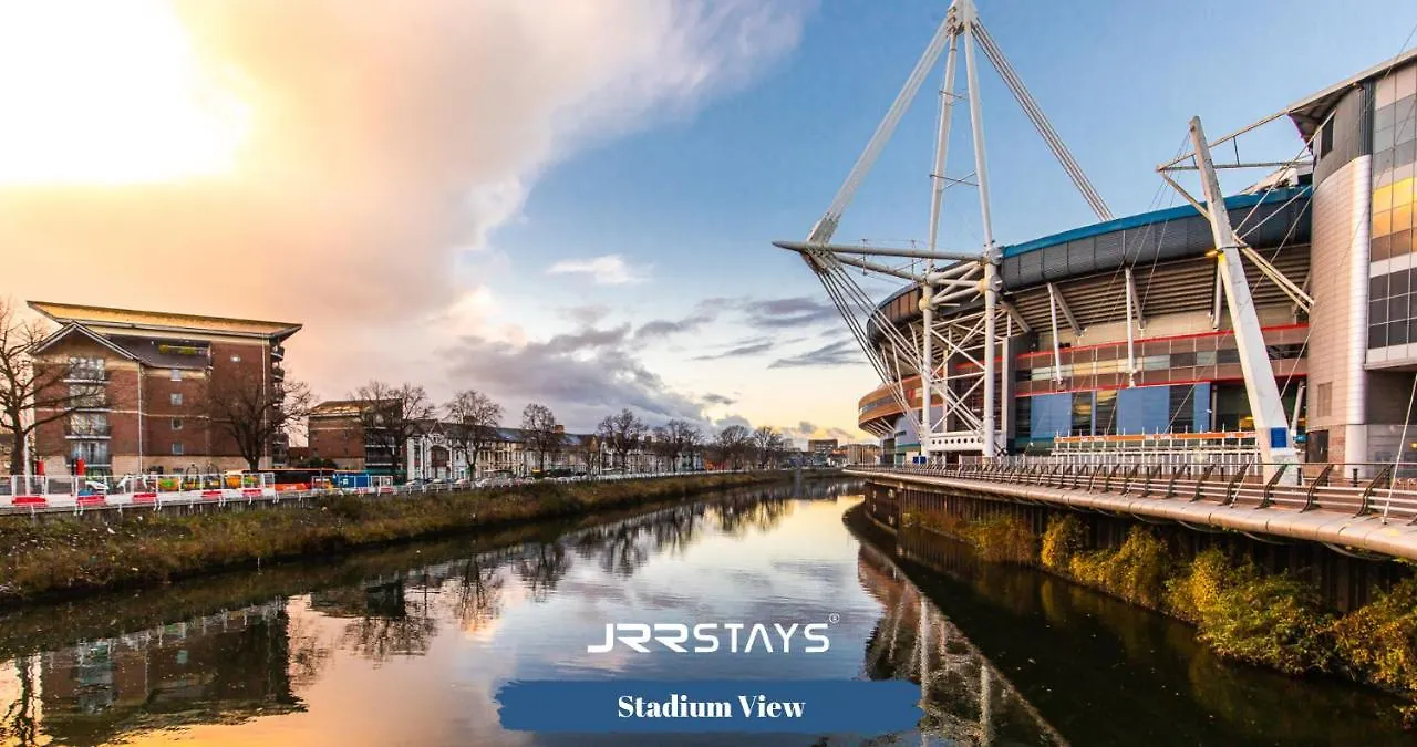 Cardiff Stylish 2 Bedroom Sleeps 6 Wi-Fi - Jrr Stays Apartment