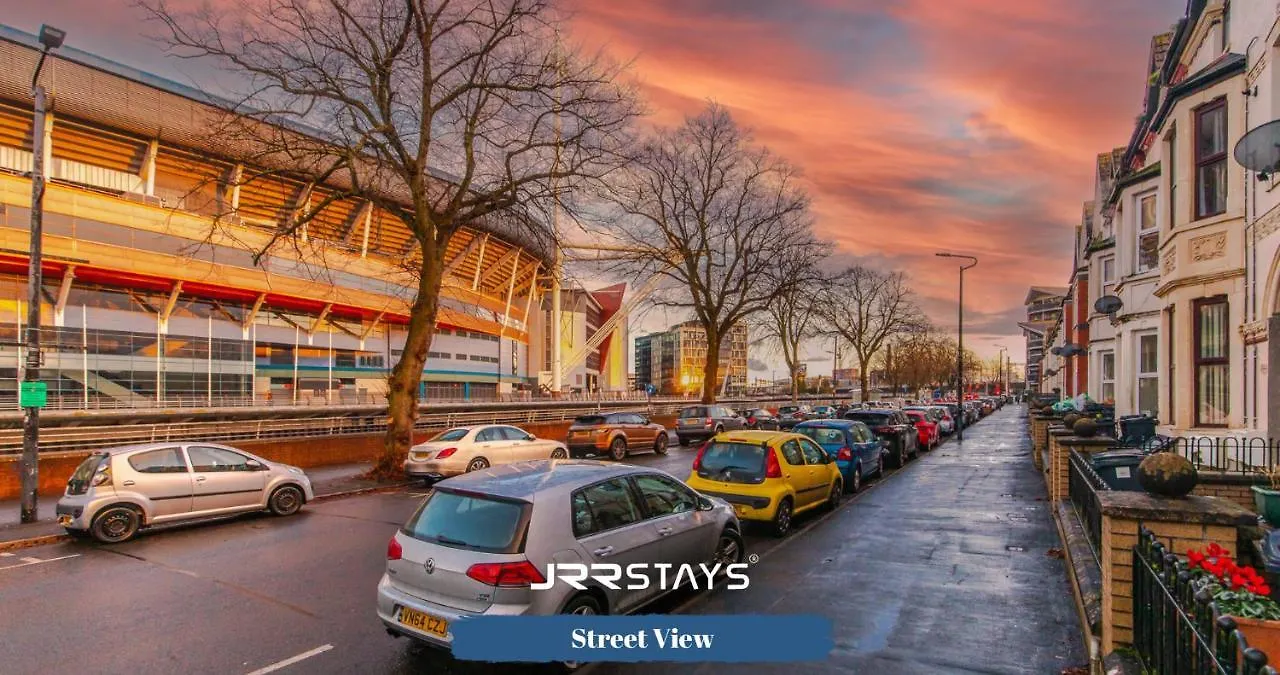 Cardiff Stylish 2 Bedroom Sleeps 6 Wi-Fi - Jrr Stays